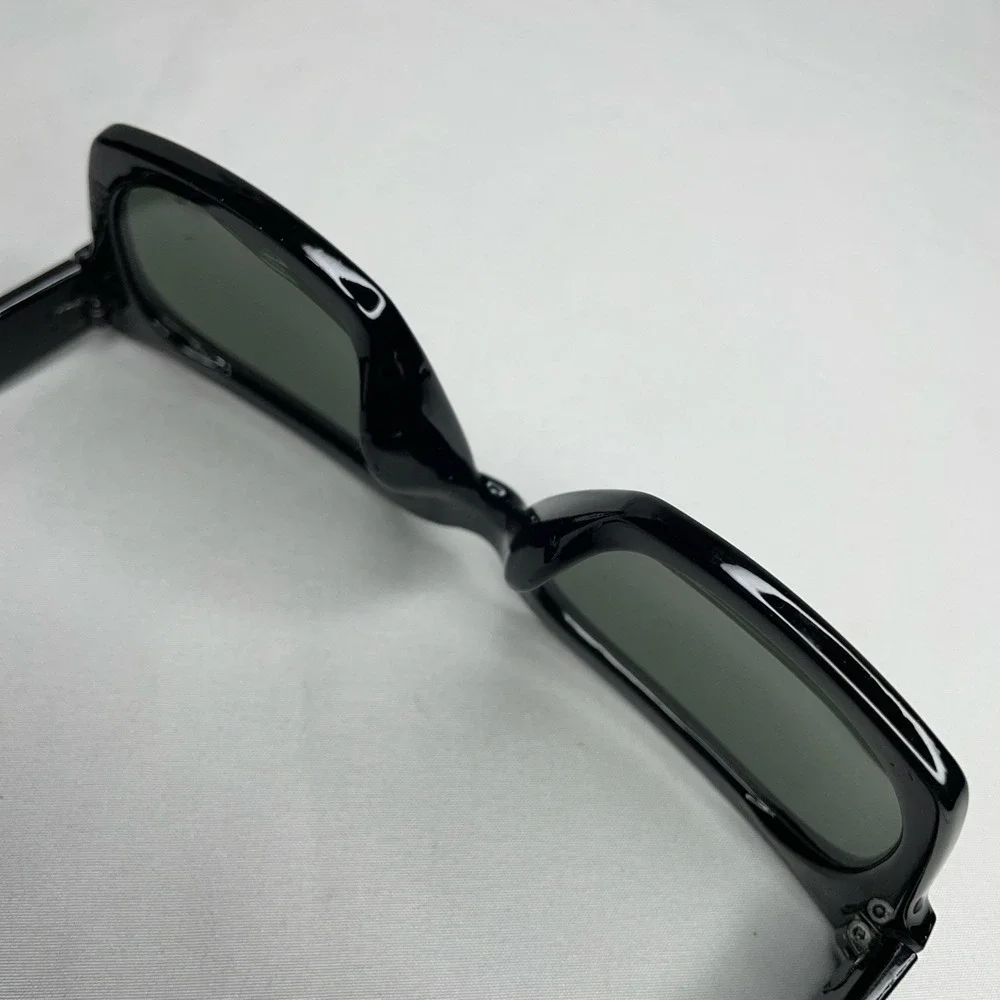 Hitchhiker NY HH1025 Sunglasses Black Square Frame Retro Vintage Style Chic Boho